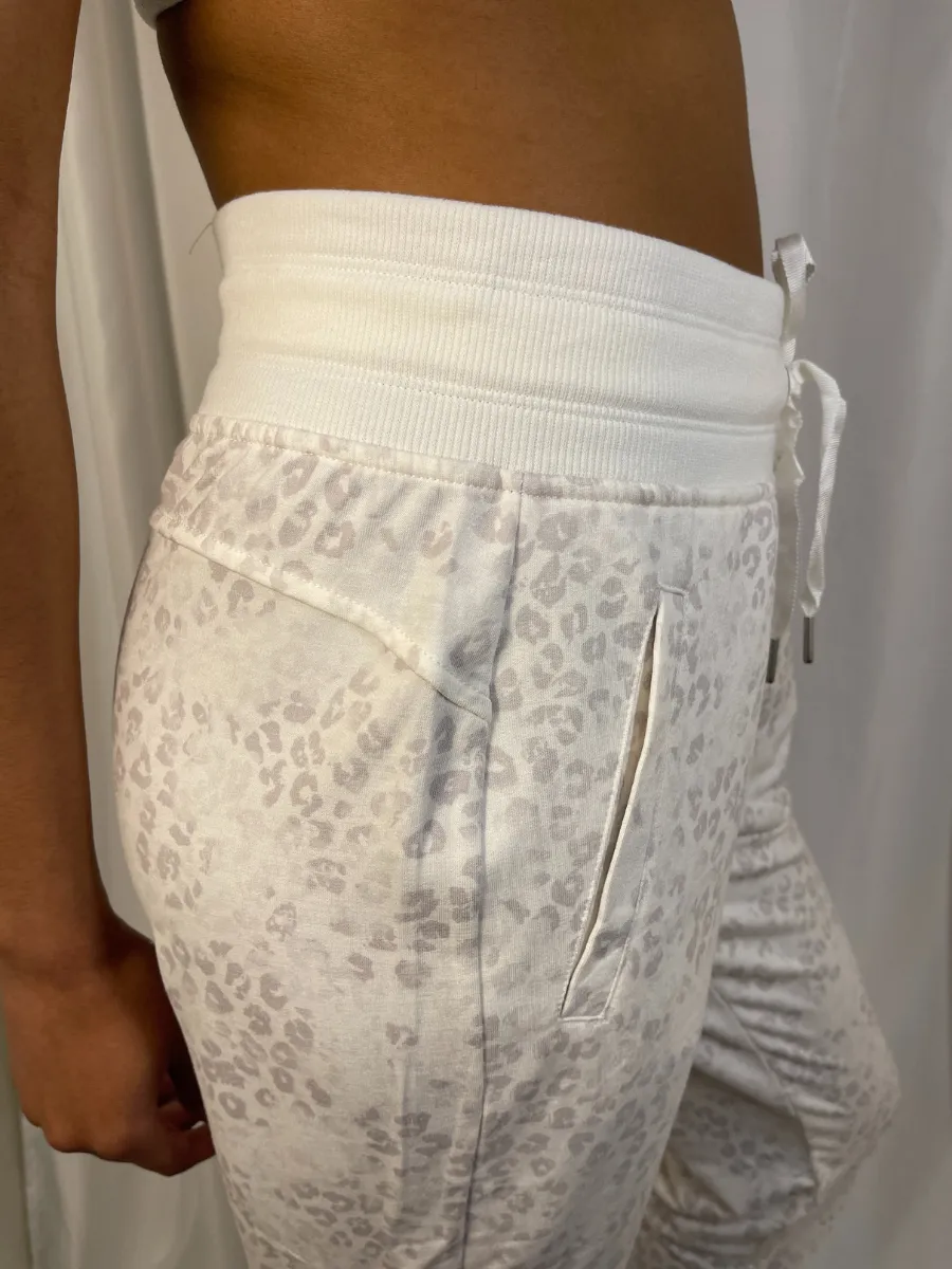 Apana Little Leopard Sweat Pants Winter White