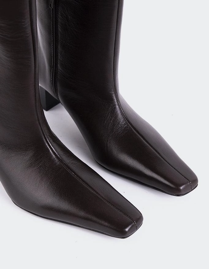 Blanzy Brown Leather