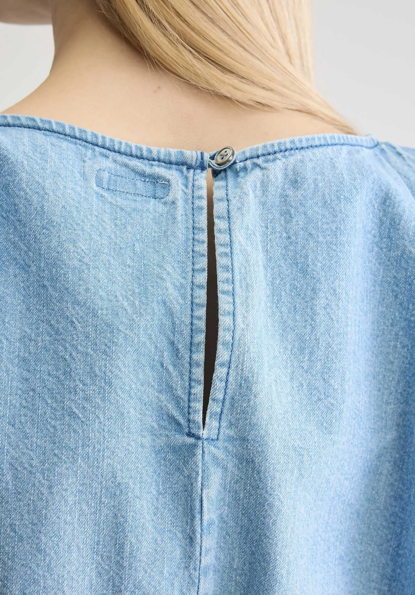 Blouse Bw251422 D056 Wilma D0563 Lt-Blue-Bleach Clothing_Bellerose