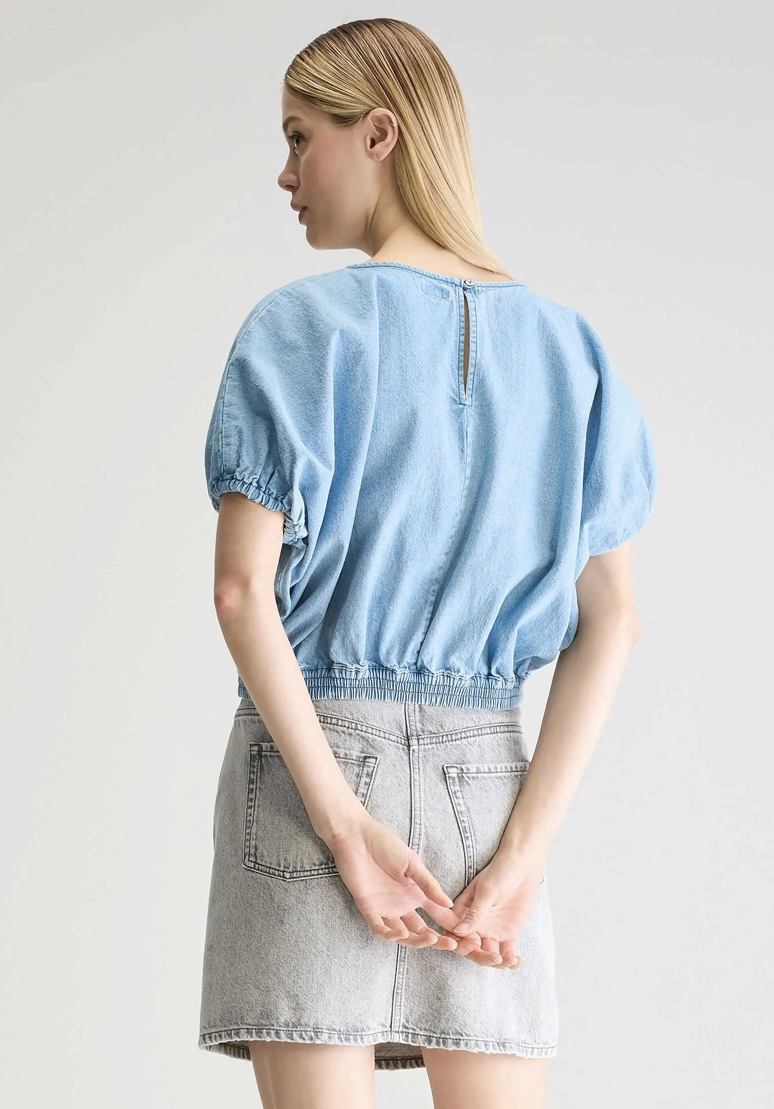 Blouse Bw251422 D056 Wilma D0563 Lt-Blue-Bleach Clothing_Bellerose