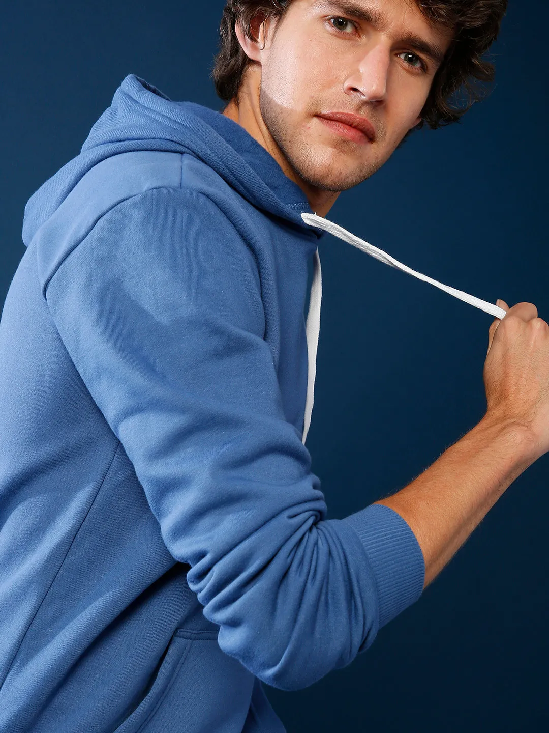 Campus Sutra Full Sleeve Solid Men Sweatshirt
