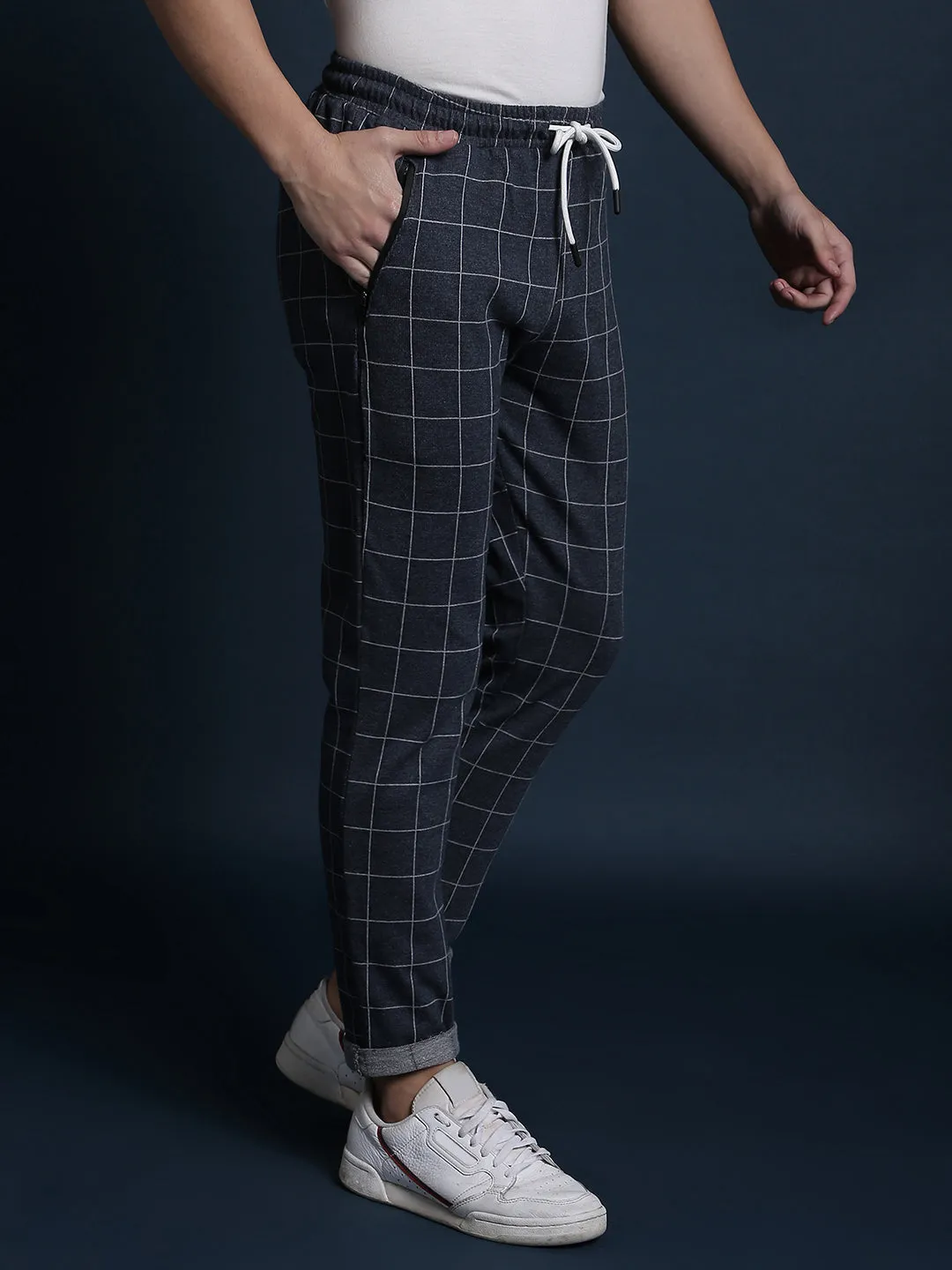 Campus Sutra Men Stylish Striped Joggers
