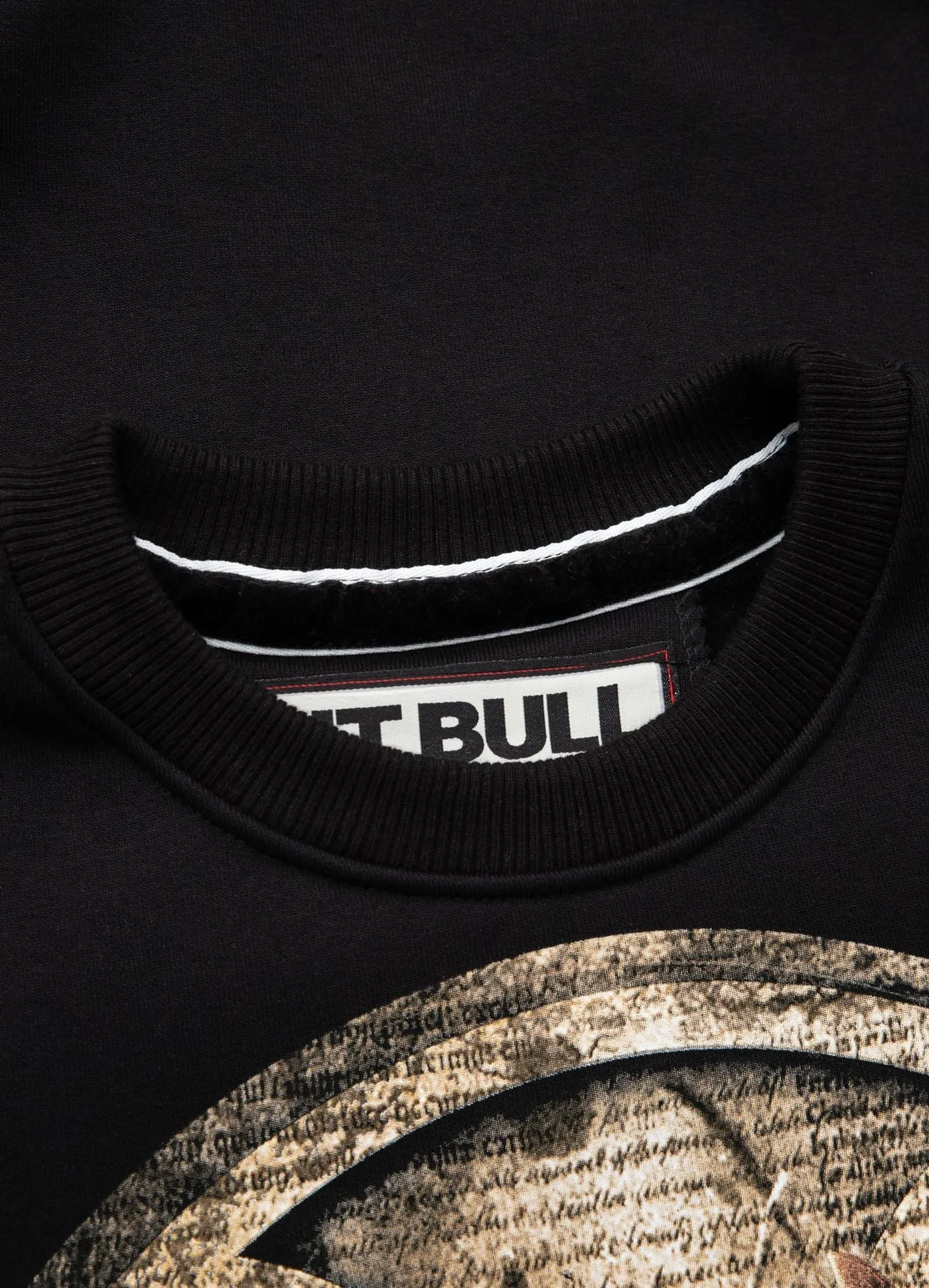 Crewneck Curb
