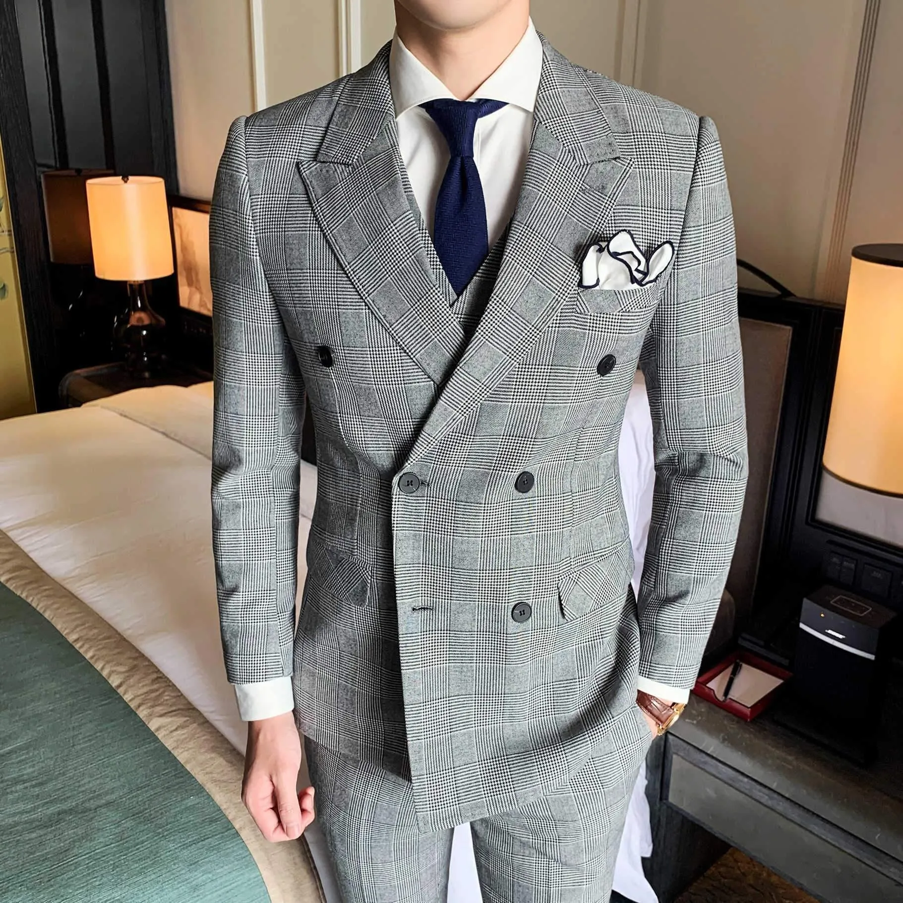 Grey Men's Suit, Plaid Double Breast 3-Piece Suit