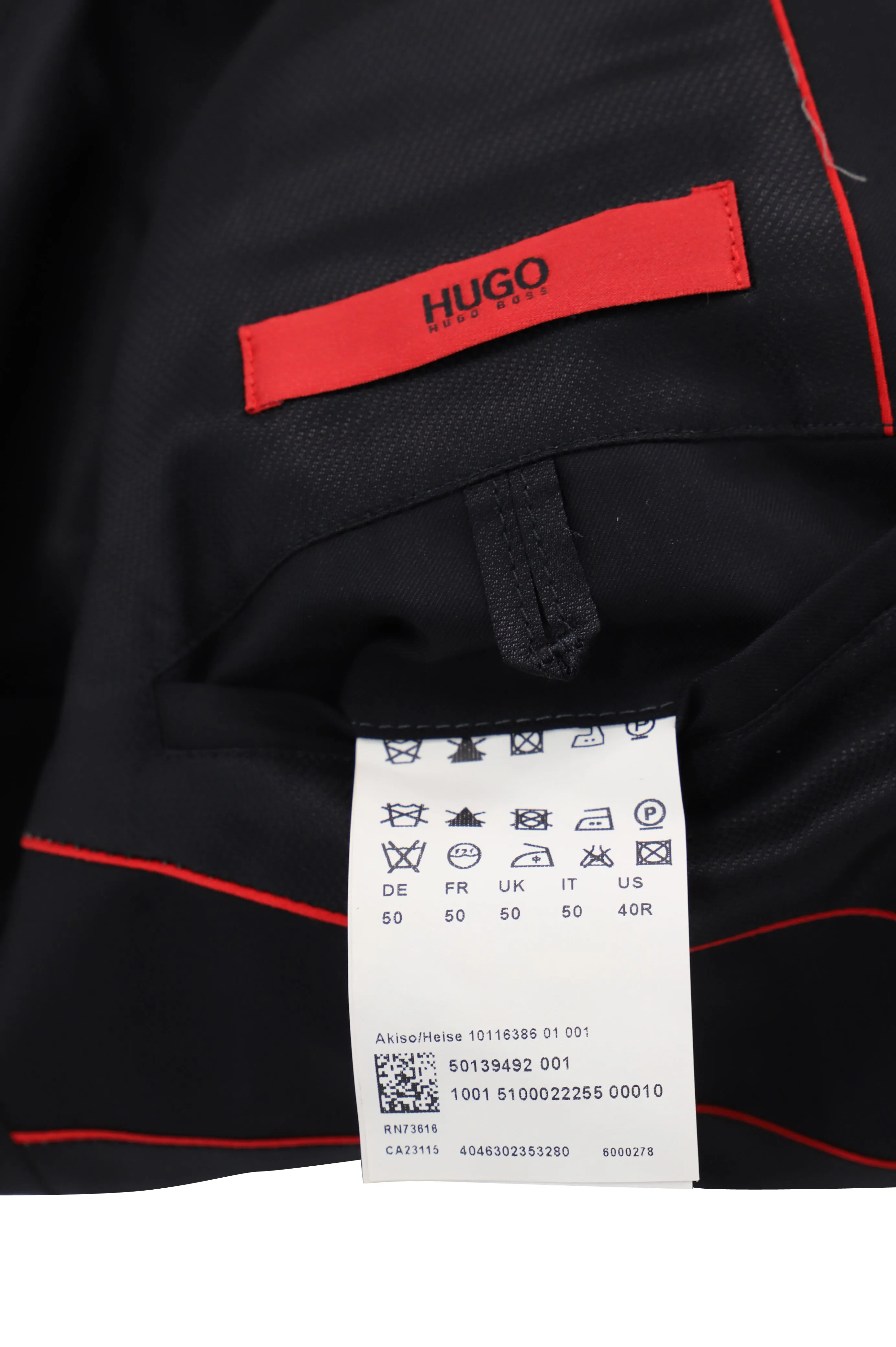 Hugo Boss Single-Breasted Blazer in Black Wool
