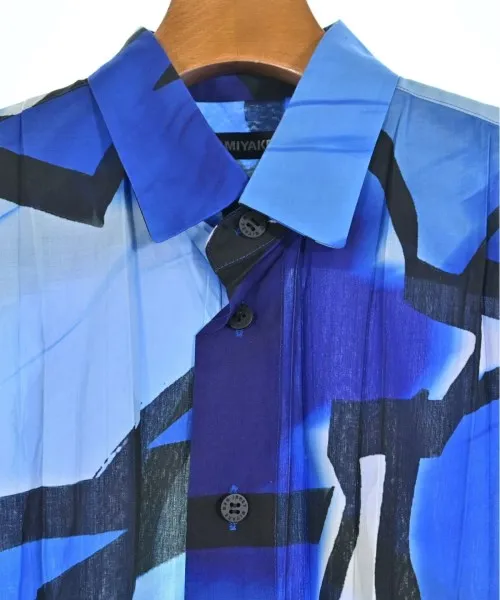 ISSEY MIYAKE MEN Casual shirts