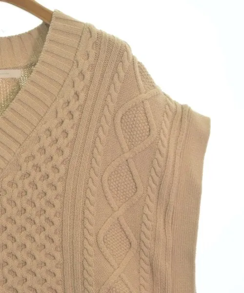 Jena Sleeveless tops