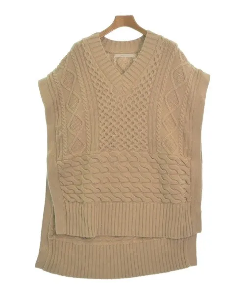 Jena Sleeveless tops