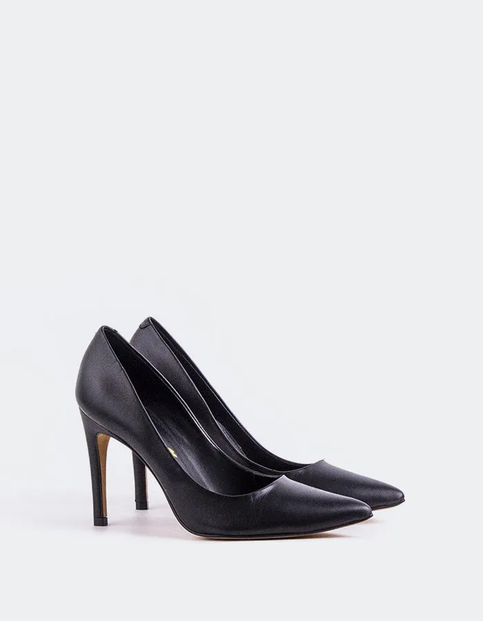 Love Black Leather