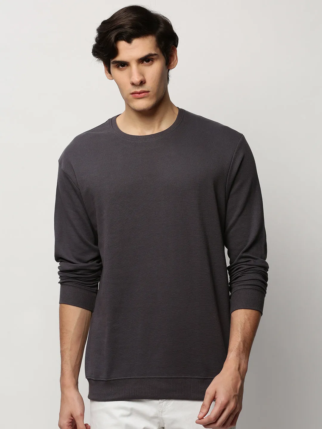 Men Grey Round Neck Long Sleeves Cotton Pullover