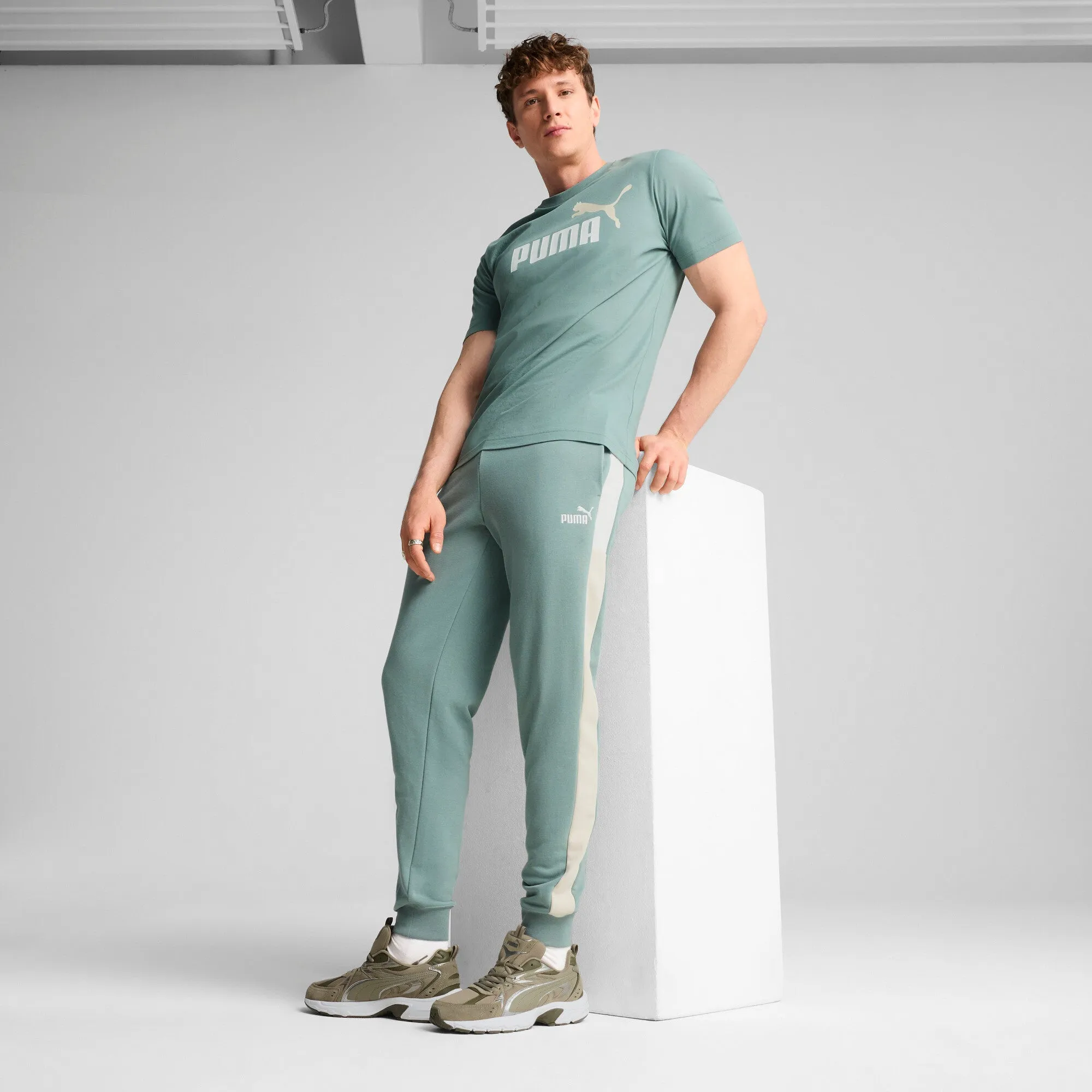 PUMA Men's Essentials Block Sweatpants Men