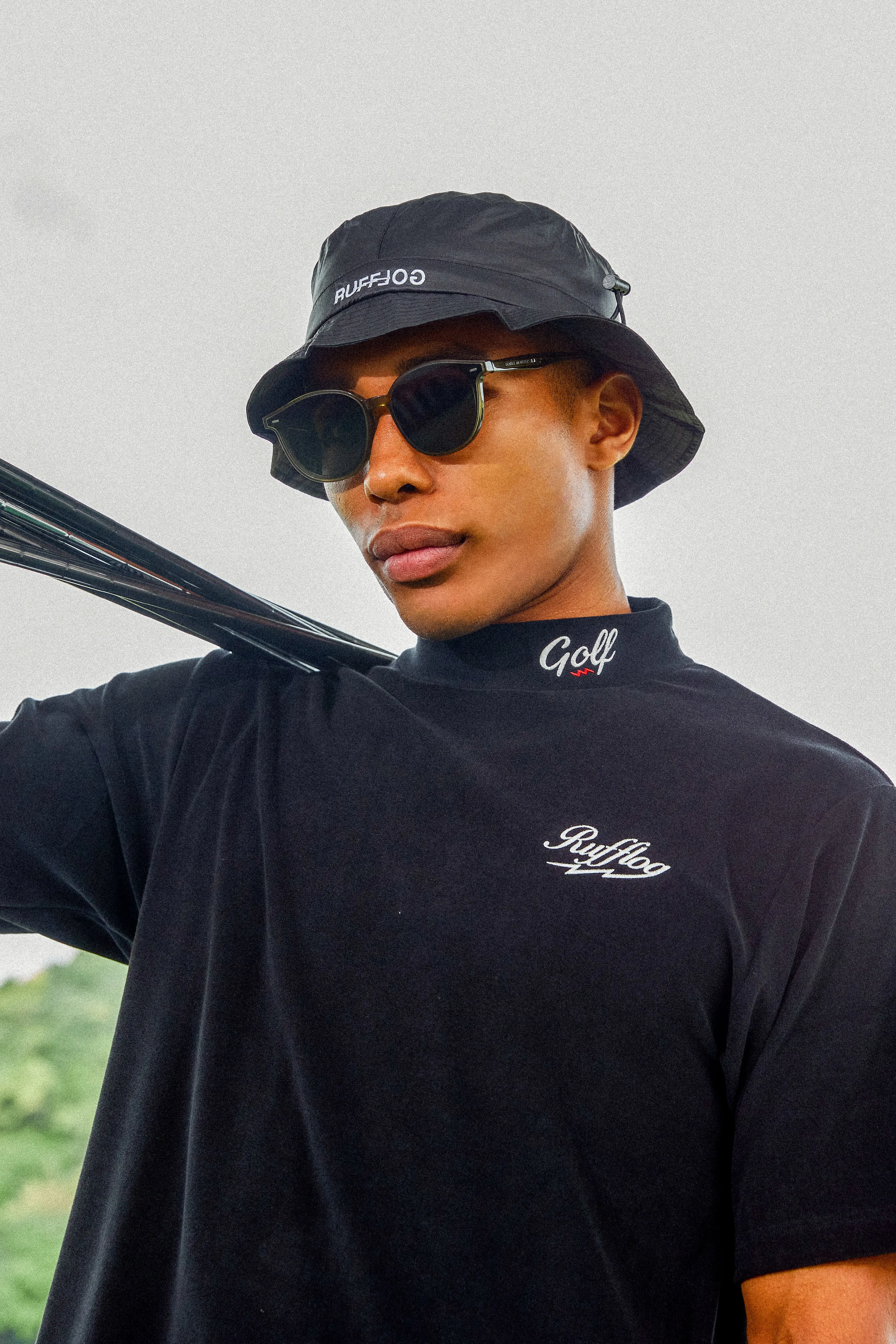 RUFFLOG×ELECTRIC BREATHABLE PILE MOCK NECK BLACK