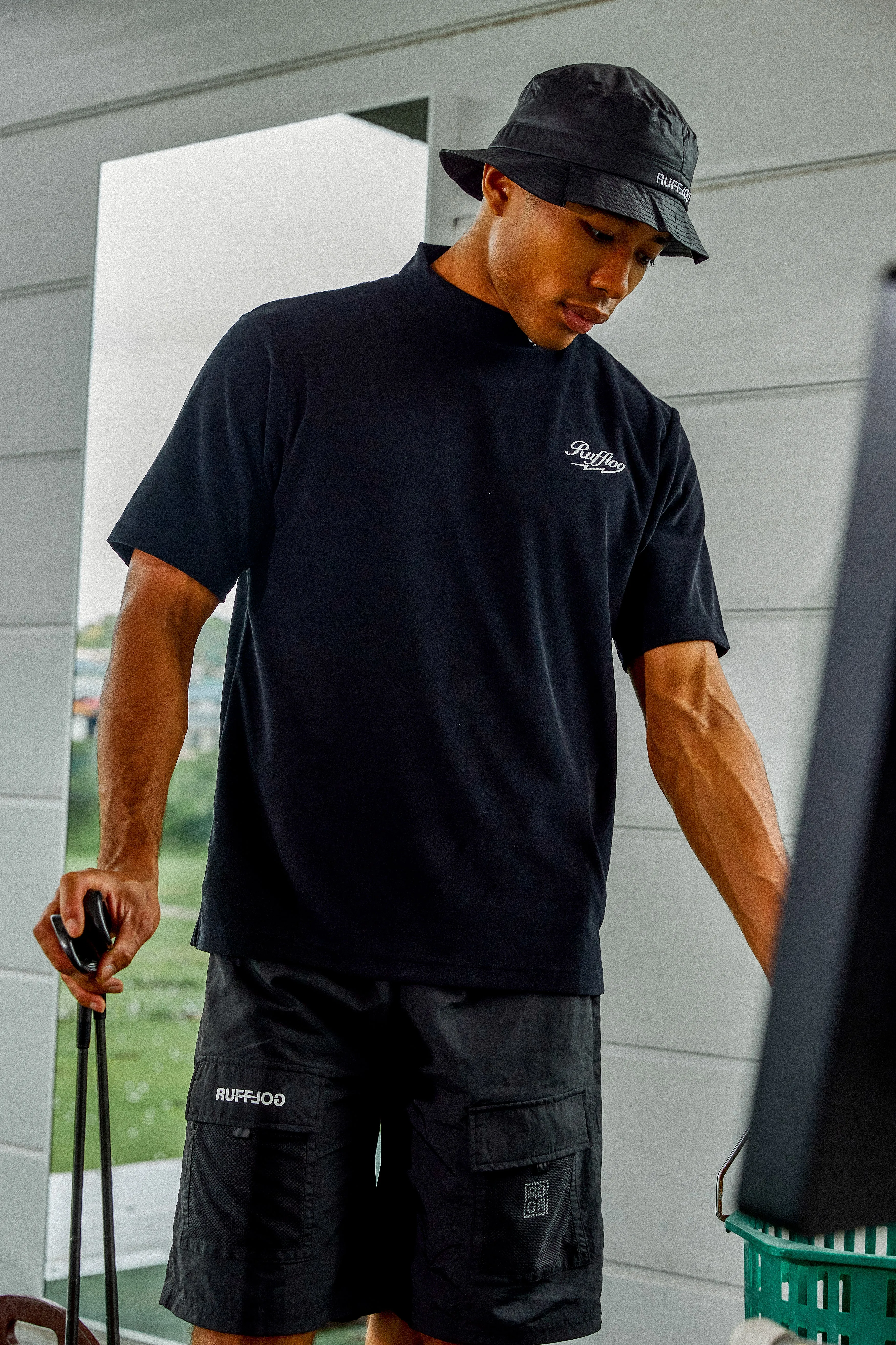 RUFFLOG×ELECTRIC BREATHABLE PILE MOCK NECK BLACK