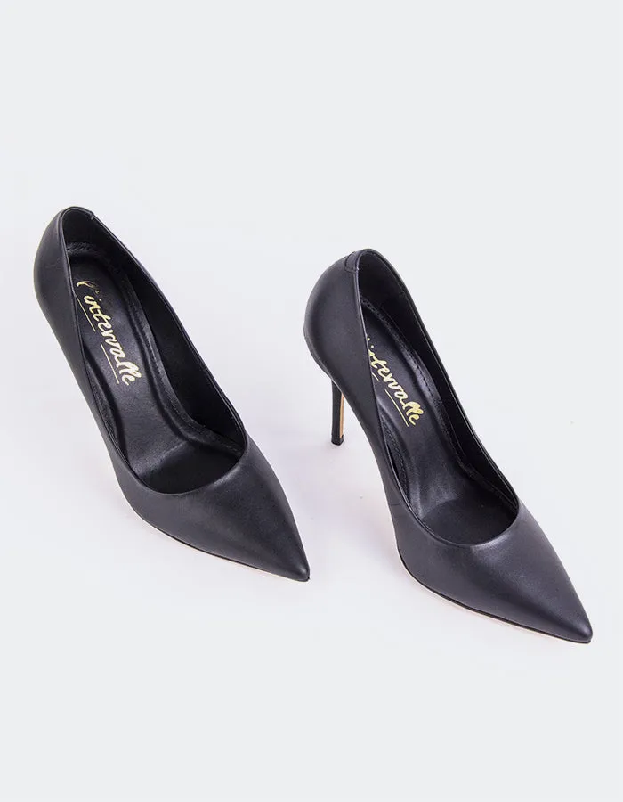 Teeva Black Leather