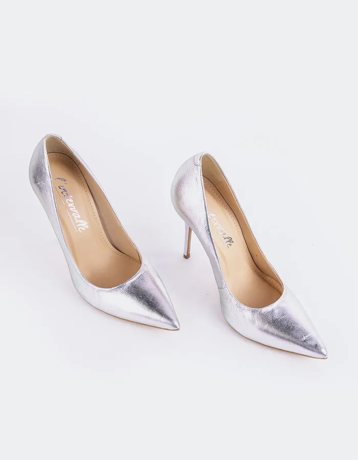 Teeva Silver Leather