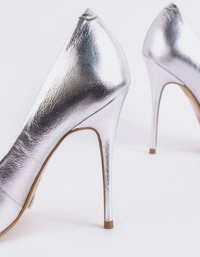 Teeva Silver Leather