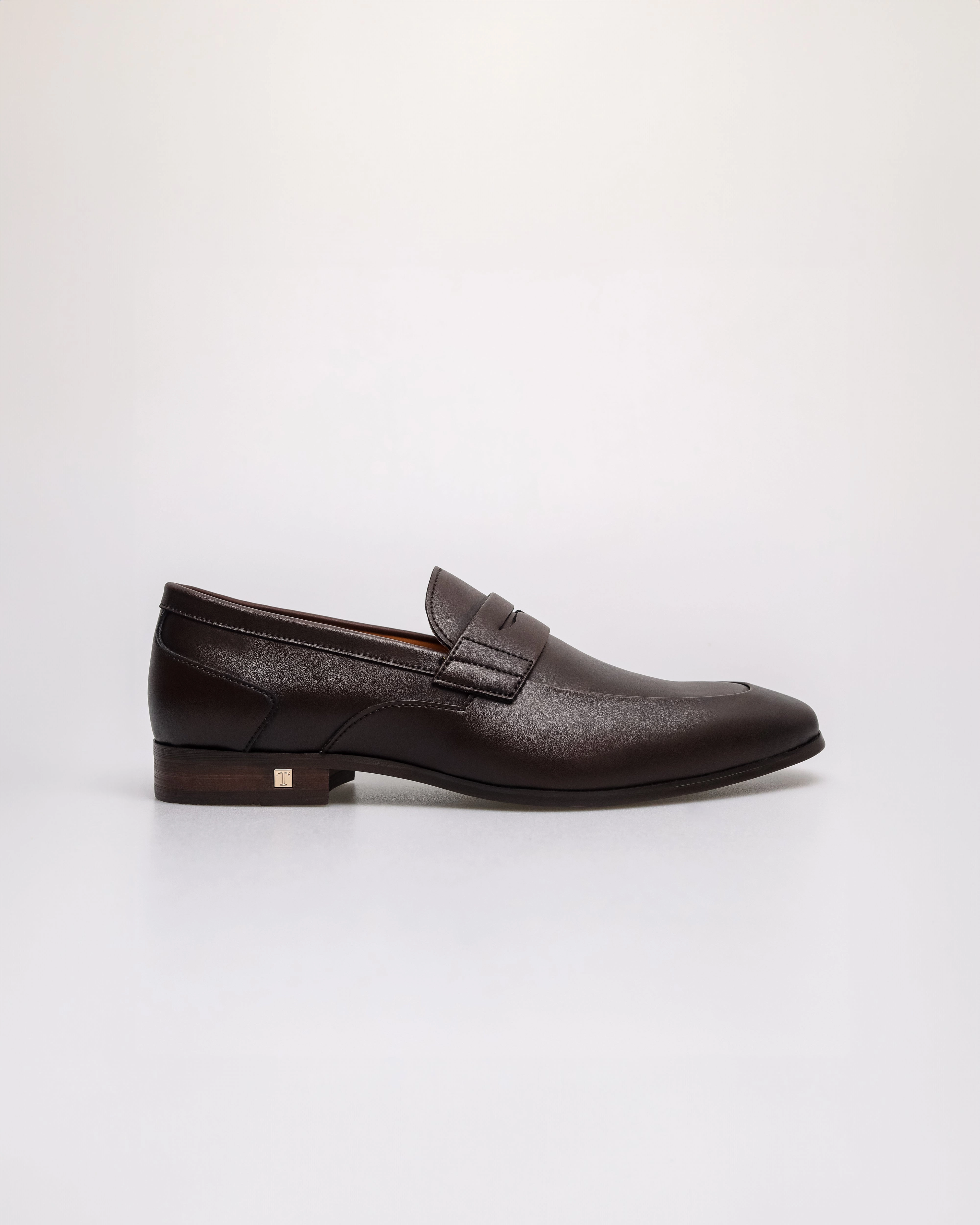 Tomaz F412 Men's Classic Leather Penny Loafer