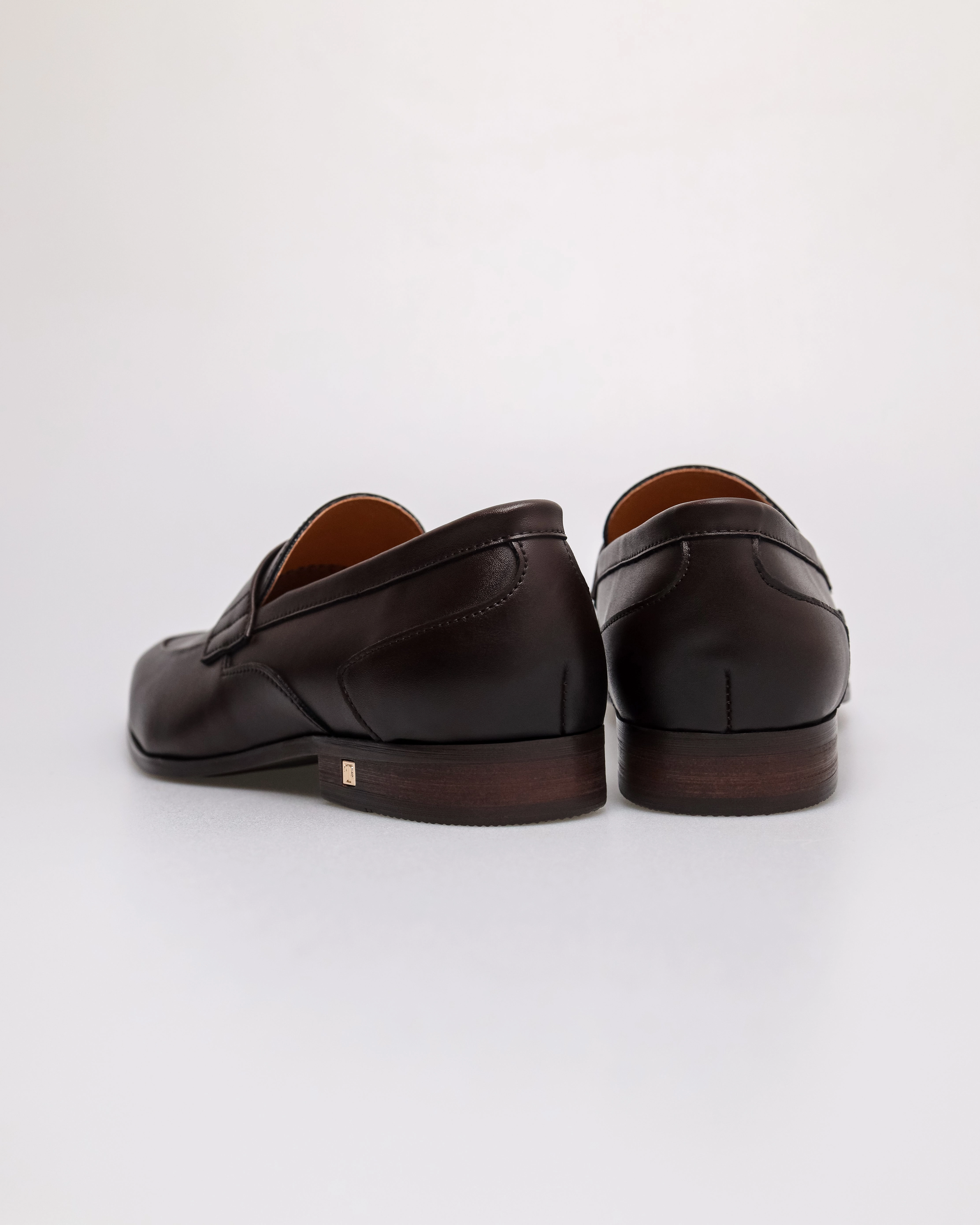Tomaz F412 Men's Classic Leather Penny Loafer