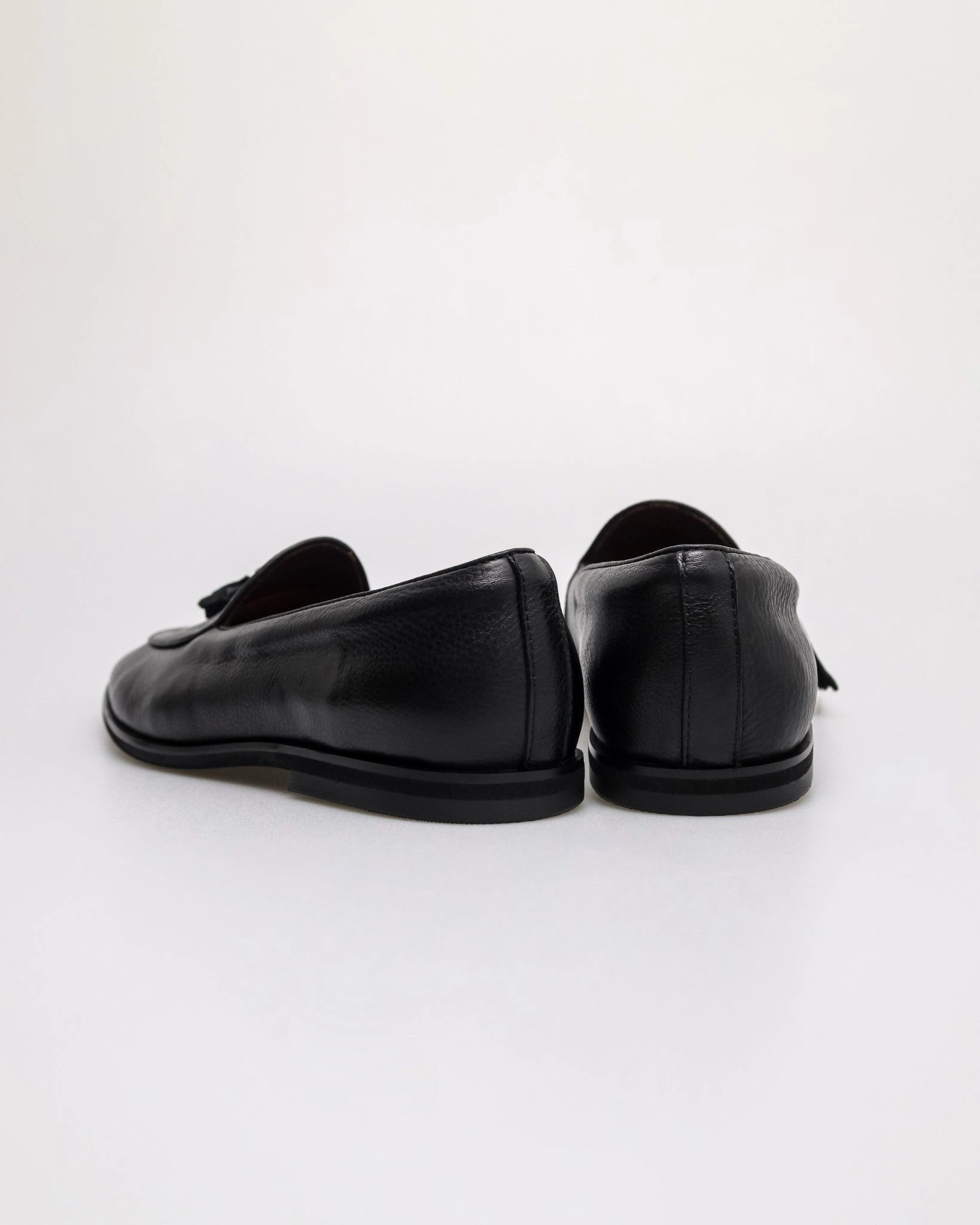Tomaz HF118 Men's Classic Gradient Tassel Loafers