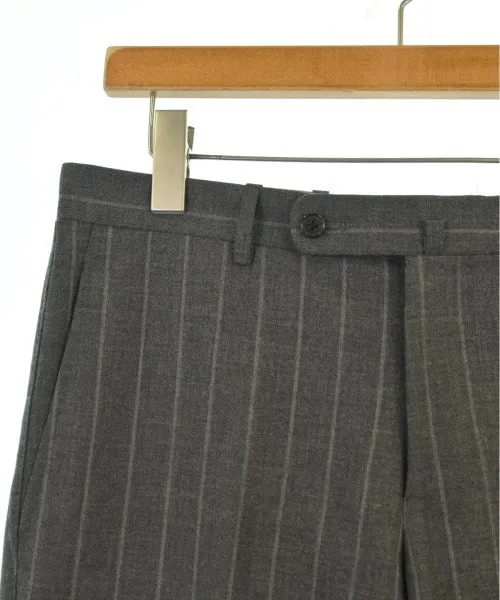UNIVERSAL LANGUAGE Business suits